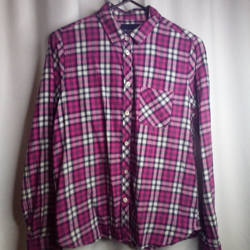 American Eagle Shirt M Women Button Up Long Sleeve Plaid Pink